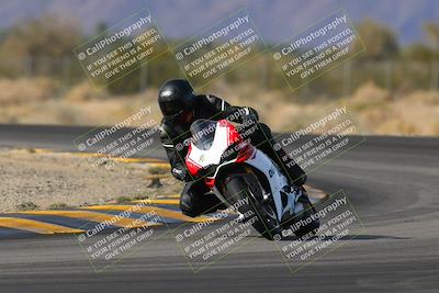 media/Dec-17-2022-SoCal Trackdays (Sat) [[224abd9271]]/Turn 7 Set 1 (1125am)/